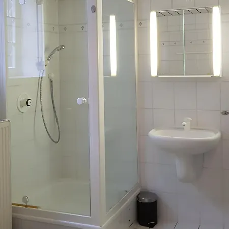 別荘 No 11 In Der Altstadt 160 Qm 5 Pers